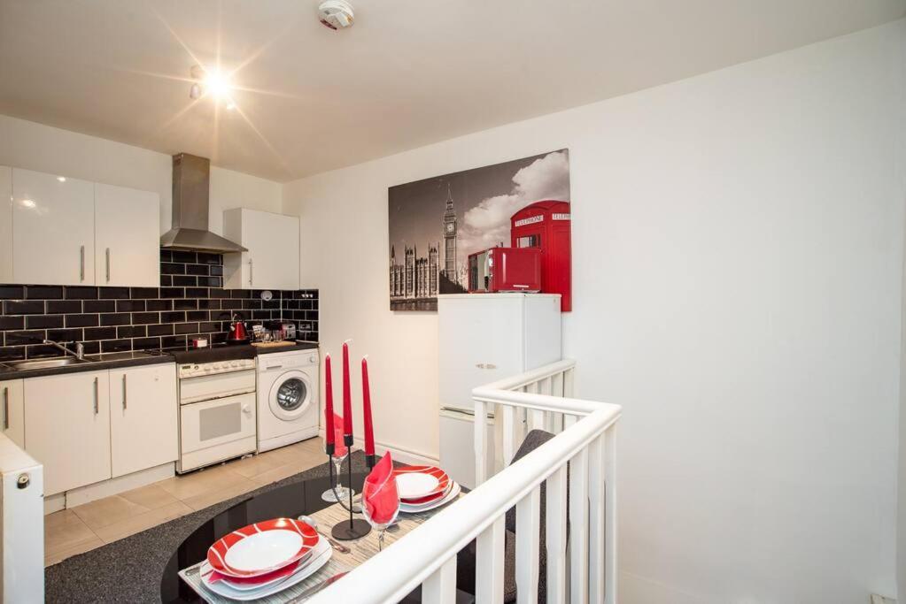 Watford Central Serviced Apartments واتفورد المظهر الخارجي الصورة