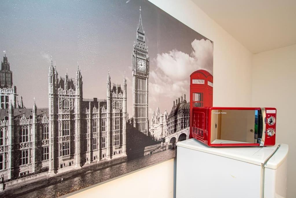 Watford Central Serviced Apartments واتفورد المظهر الخارجي الصورة